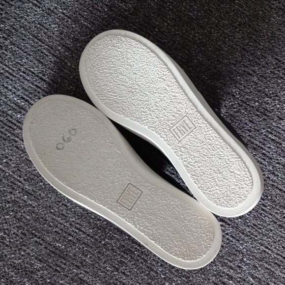 🖤Frye🖤 - "Lena" Leather Sneaker - Picture 9 of 15